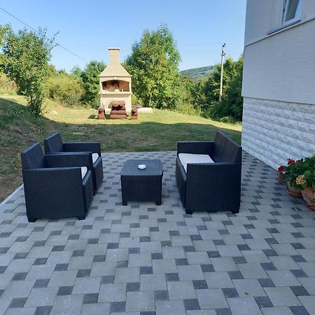 Apartment Sucic Selište Drežničko Exterior foto