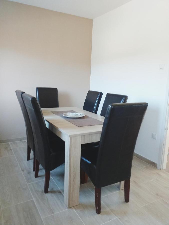 Apartment Sucic Selište Drežničko Exterior foto